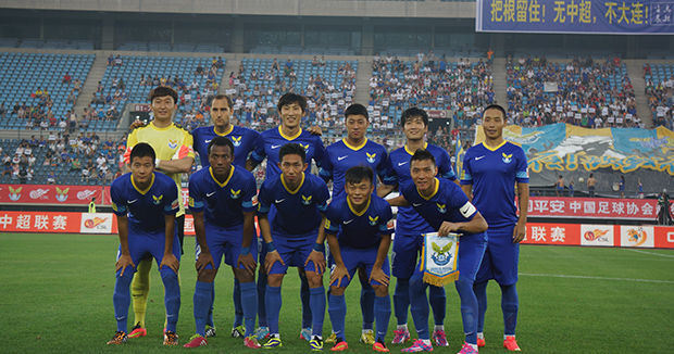 输宿敌30分输黑马16分！四冠王形势岌岌可危，杨鸣离下课还远吗？