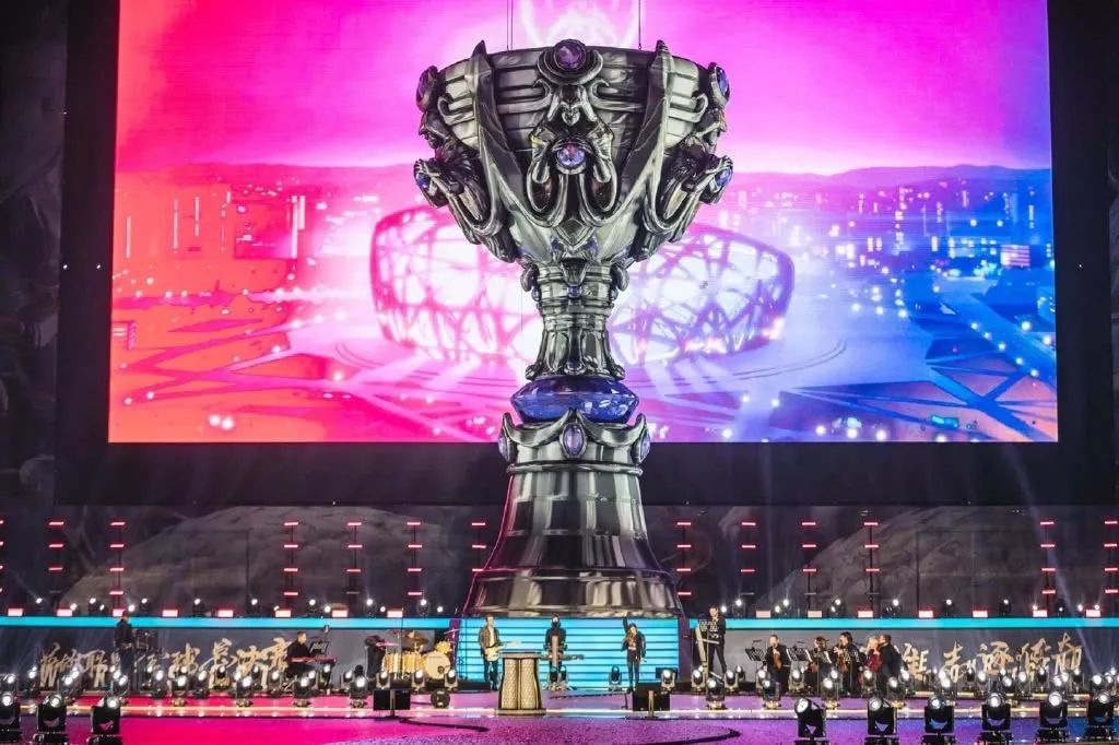 丛林差距！Oner赵信猛烈发起团战，击败 GIDEON 赢得第一场比赛