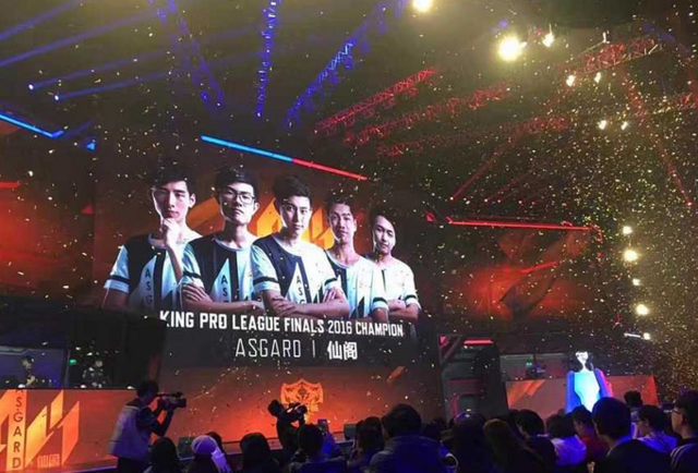 NAVI将面对 Ninjas in Pyjamas 在StarLadder StarSeries 2025秋季上半区决赛