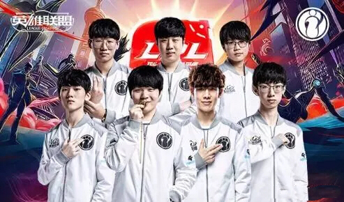 LOL教练白色月牙：LOL没抄Dota，那叫借鉴！